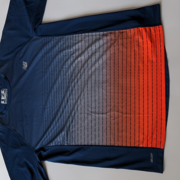 New Balance mens running shirt with NB Dry technology size Medium - Picture 3 of 11